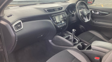 Nissan Qashqai 1.3 DiG-T Acenta Premium 5dr Petrol Hatchback